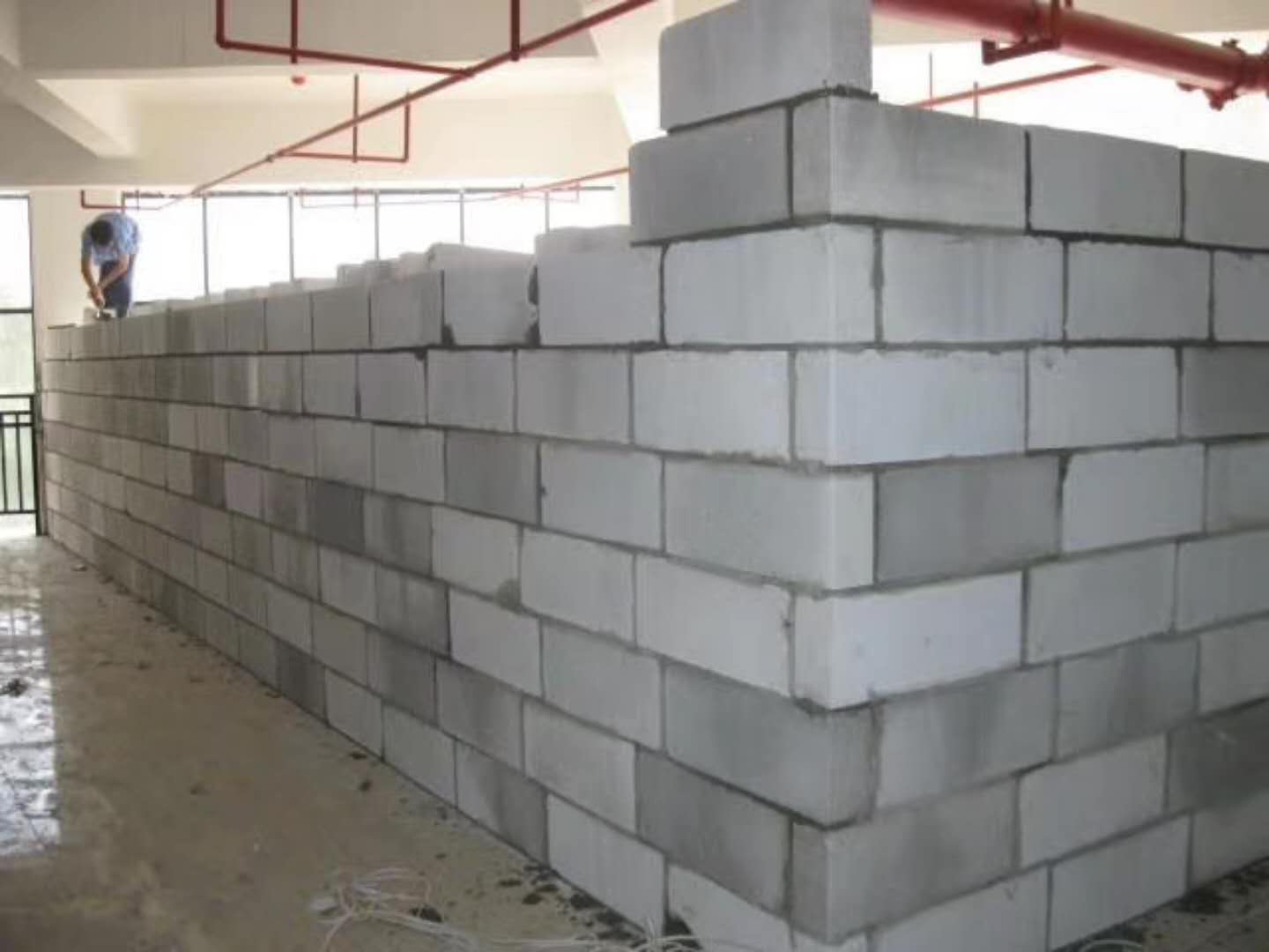 海阳蒸压加气混凝土砌块承重墙静力和抗震性能的研究